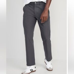 Old Navy Straight Ultimate Tech Built-In Flex Chino Pants